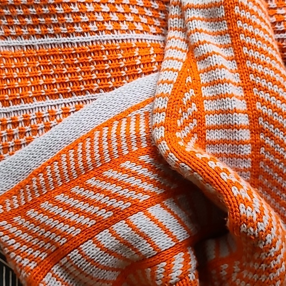 Patterned Cardigan - Picture 4 of 4